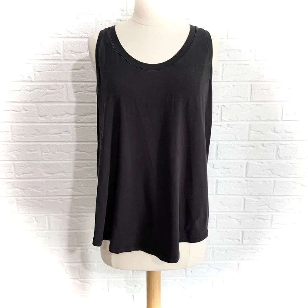 Lululemon Back In Action Tank Black Size 8